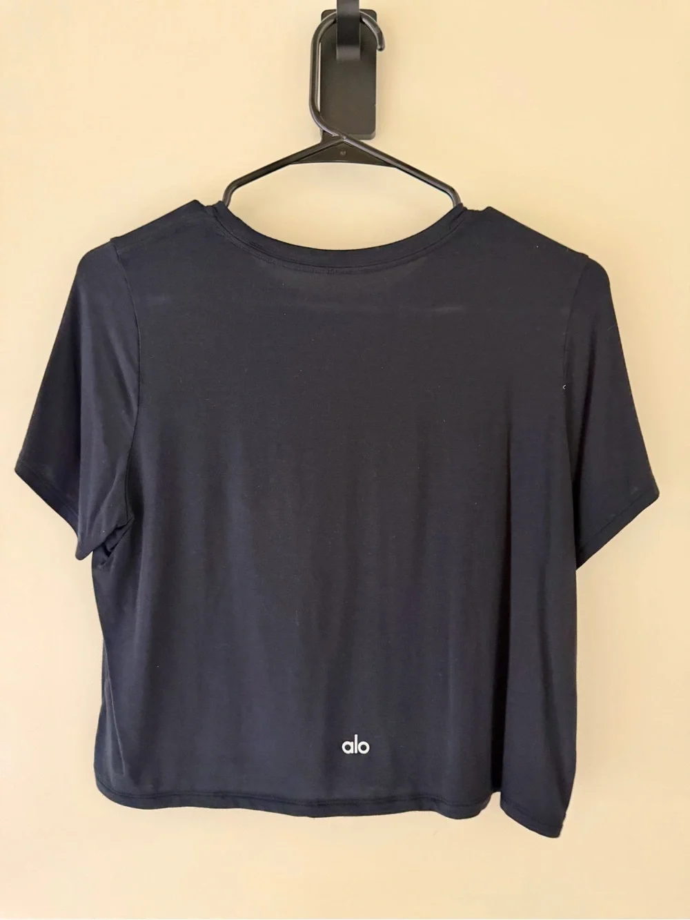 Alo Yoga Cropped All Day Short Sleeve Cropped Tee Black S